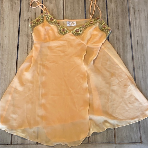 Vintage yellow slip dress by Duloren - Picture 8 of 11